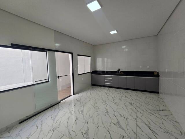 #92 - Casa para Locação em Belo Horizonte - MG - 3